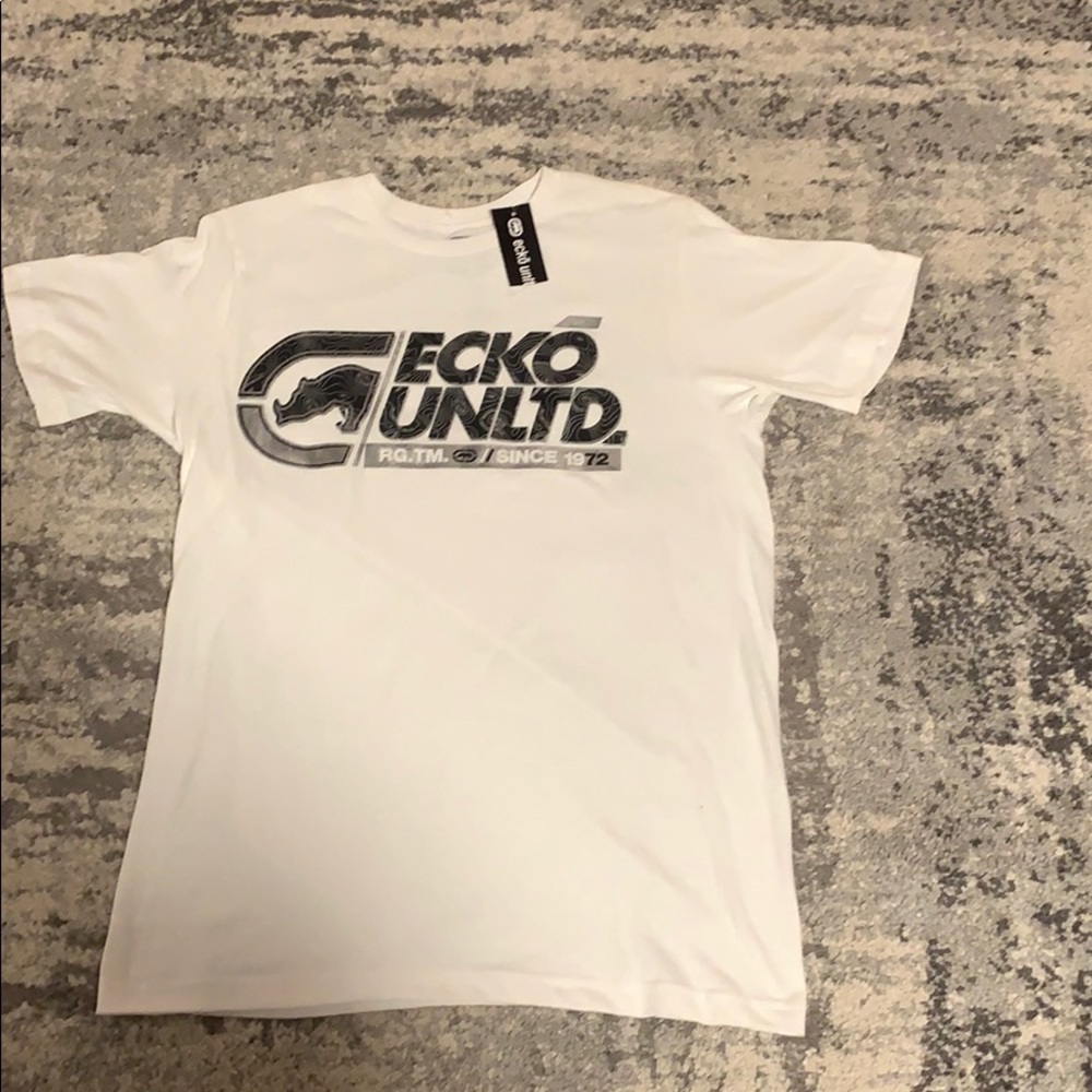 White echo UNLTD shirt